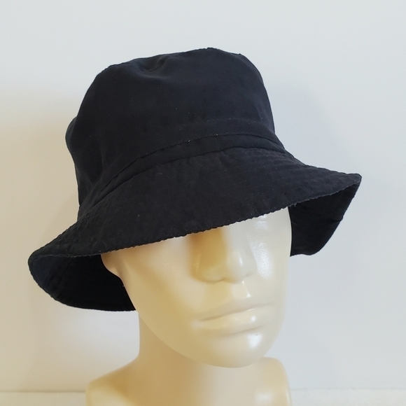BLACK Soft Velvet Feel Bucket Hat - Picture 1 of 7